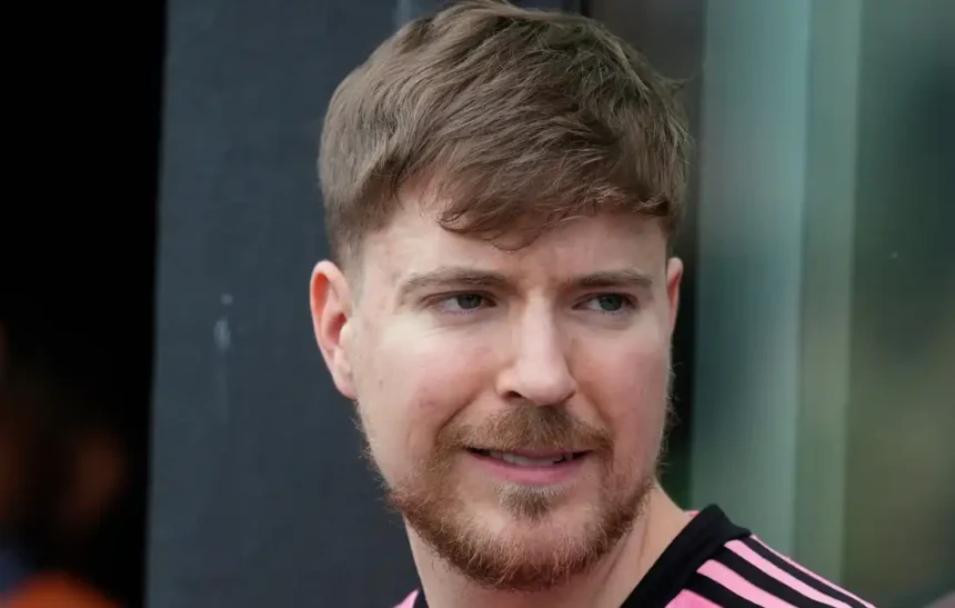 ai minaccia chi crea contenuti